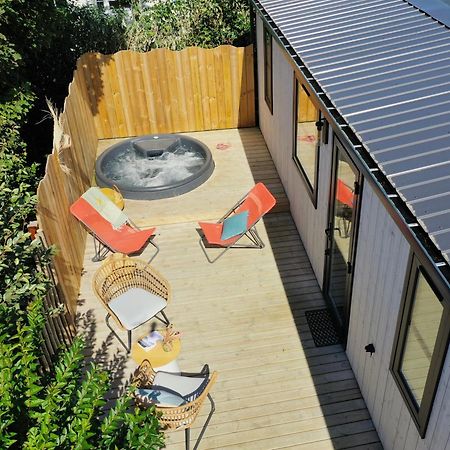 Camping De La Cote Des Legendes Brignogan-Plages Exterior photo