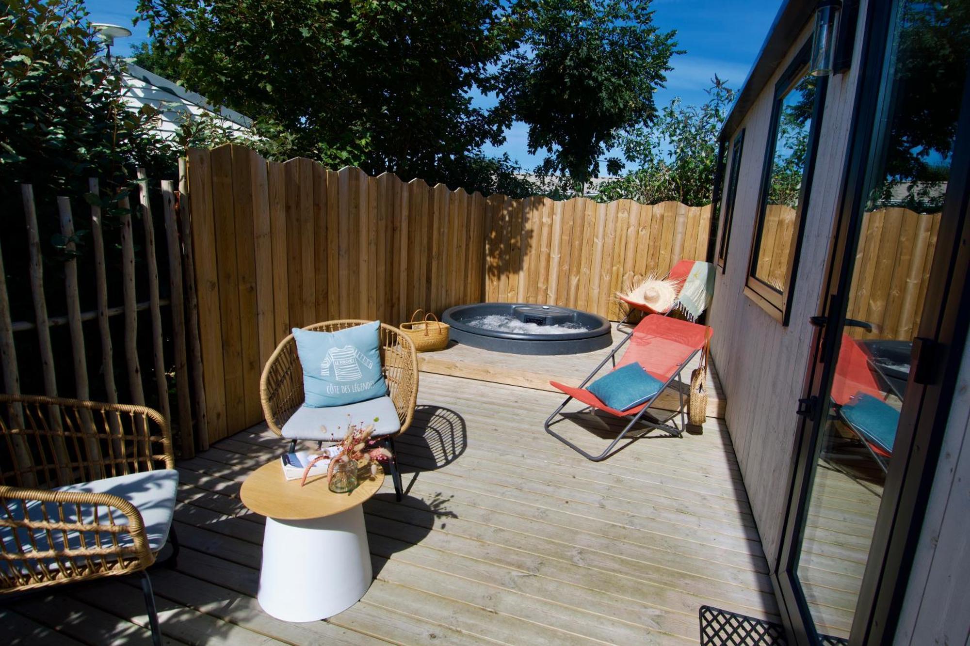Camping De La Cote Des Legendes Brignogan-Plages Exterior photo